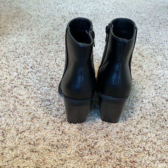 Madden Girl Black Ankle Boots - Picture 3 of 7